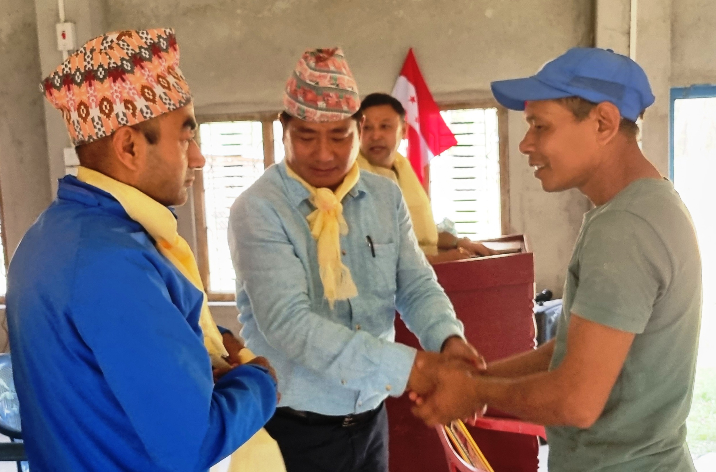 एमालेका संगठित सदस्य अर्जुन बस्नेत कांग्रेसमा प्रवेश